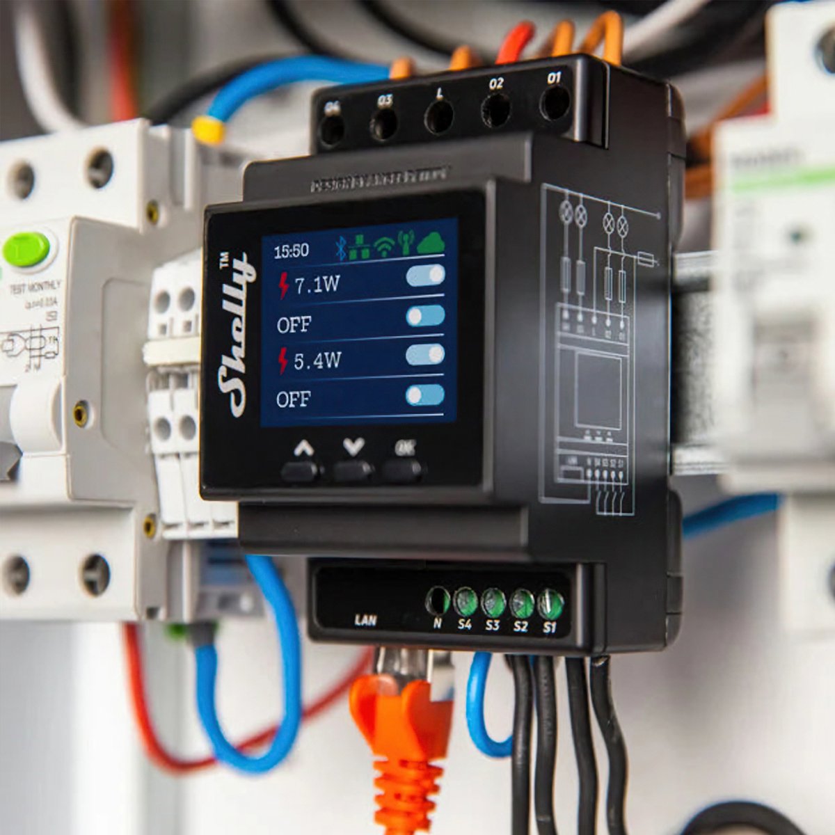 Pro 4PM Smart Relay
